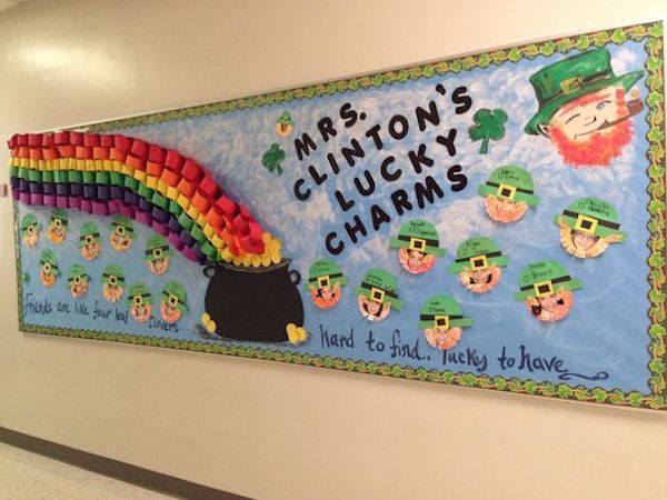 St. Patrick’s Day bulletin boards are fun for the students and teachers too. All the green, leprechauns, and rainbows, really brightens up your classroom.