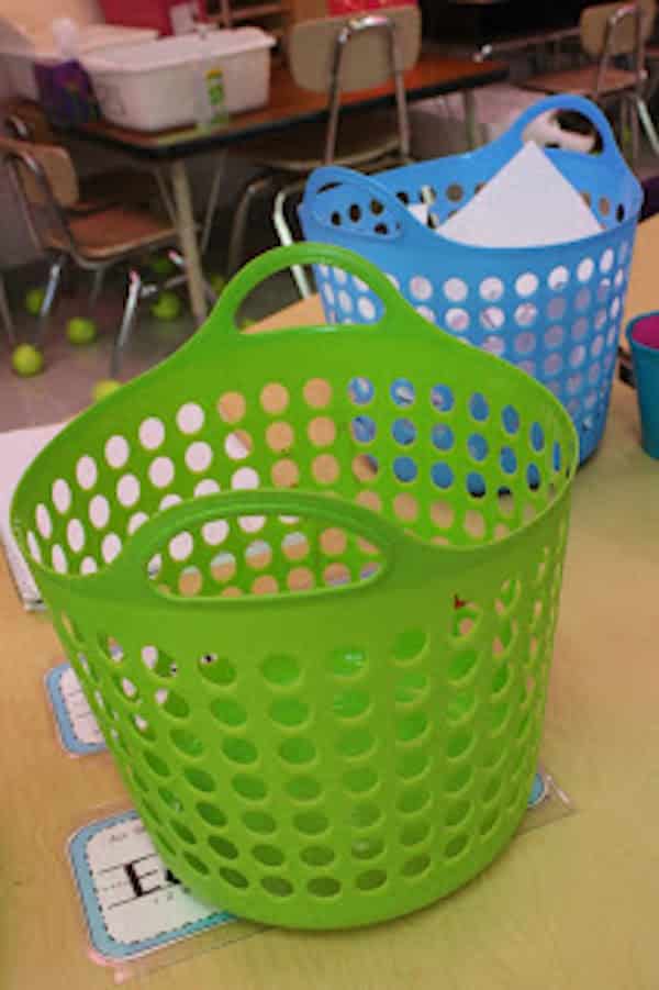 Tips for using Baskets To Battle A Paper Mess in a Kindergarten Classroom!