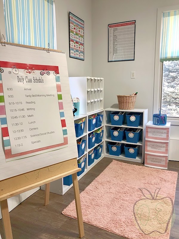 Do you love the look and functionality of classroom posters, but dislike the fact all your big company manufactured posters are mix-and-match and don't really gel with your current classroom theme? Learn how to make your own!