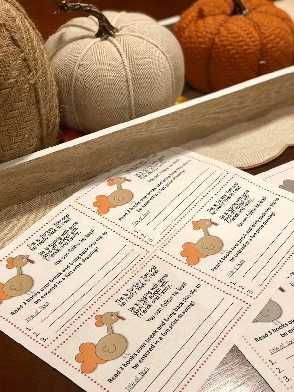 Need some fun Thanksgiving Break homework? Grab this complimentary classroom printable and they will be excited to complete it before returning to school!