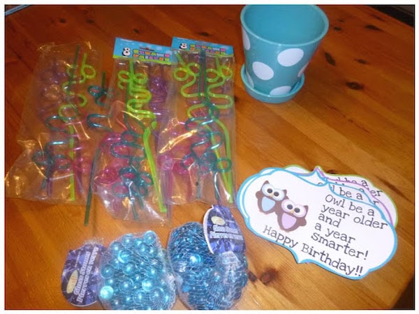 Guest blogger who shares some Fun Classroom Birthday Ideas!